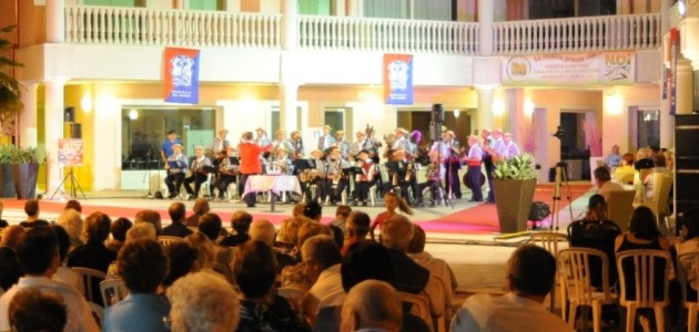 Banda dei Cuori Ben Nati, piazza Deodara - Rivoltella