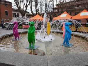 Desenzano "rompe" con la tradizione: arriva la Cracking Art 3 Favole urbane2