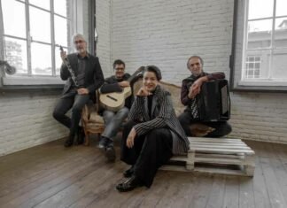 Il Re del tango: Astor Piazzolla, un concerto emozionante a Castiglione Foto Tres Por Tando e Celeste Gugliandolo