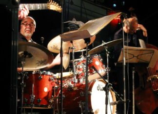 Peter Erskine, icona del jazz mondiale, si esibirà per la prima volta in Europa al Garda Jazz Festival di Riva del Garda nel 2023 Peter Erskine