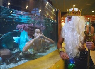 Sabato al Gardaland SEA LIFE Aquarium: Spettacolo di una Sirena e di un Tritone Reali! Gardaland SEA LIFE Aquarium 2023 DSC06643