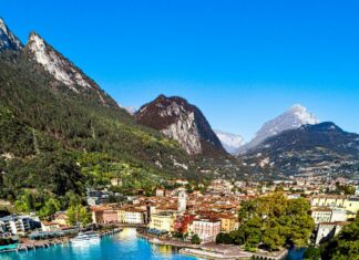 Hospitality 2027 a Riva del Garda tra wellness, innovazione e turismo open air Riva Panorama