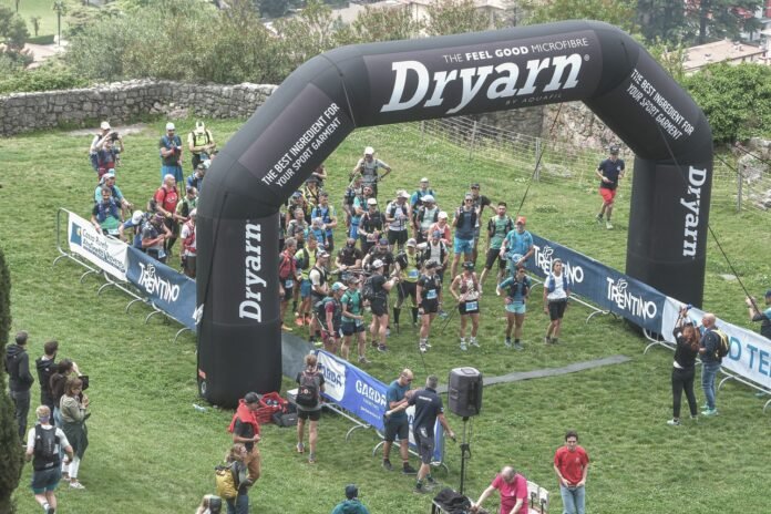 partenza-dal-castello-di-arco-credits-racephoto-official-jpg