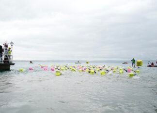 Swim The Island Sirmione 2024: Nuoto e Determinazione tra Sole e Pioggia Sirmione STI2024 BBB4885