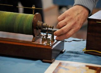 Fiera dell’Elettronica a Montichiari: Rarità e Innovazione in Mostra FieraElettronicaMontichiari 02