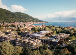 Inaugurato a Salò il Falkensteiner Park Resort: architettura di Matteo Thun e 17° hotel a 5 stelle del Garda bresciano B2 Rendering ParkResidencesLakeGarda birdeyeview1 1