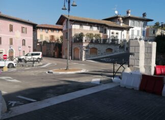 Piazza Corlo, approvate le modifiche alla circolazione: cinque nuovi stalli di sosta Piazza Corlo vista3