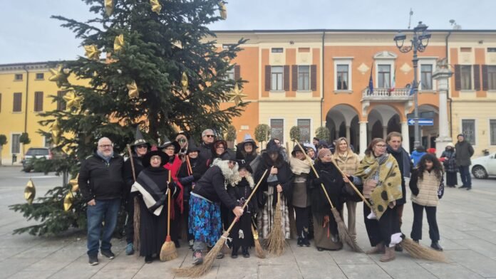 Lonato celebra l'Epifania con la tradizionale Camminata delle Befane tra storia e solidarietà