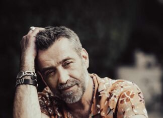 Daniele Silvestri torna in concerto acustico a Gardone Riviera DS6 ph.Albert DAndrea