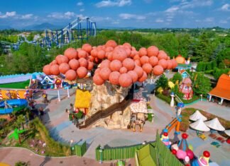 Gardaland Resort assume 1000 persone per la stagione 2026 in Italia Foto di Gardaland Resort - Gardanotizie