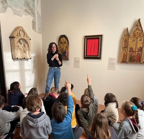Palazzo Maffei accoglie studenti in visita gratuita a Verona 1 copia
