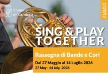 Sing & Play Together porta cori e bande a Sirmione tra maggio e luglio Locandina della rassegna Sing & Play Together a Sirmione 2026
