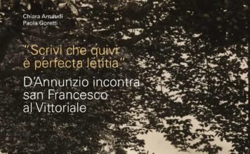 Statua di san Francesco nel giardino del Vittoriale a Torino