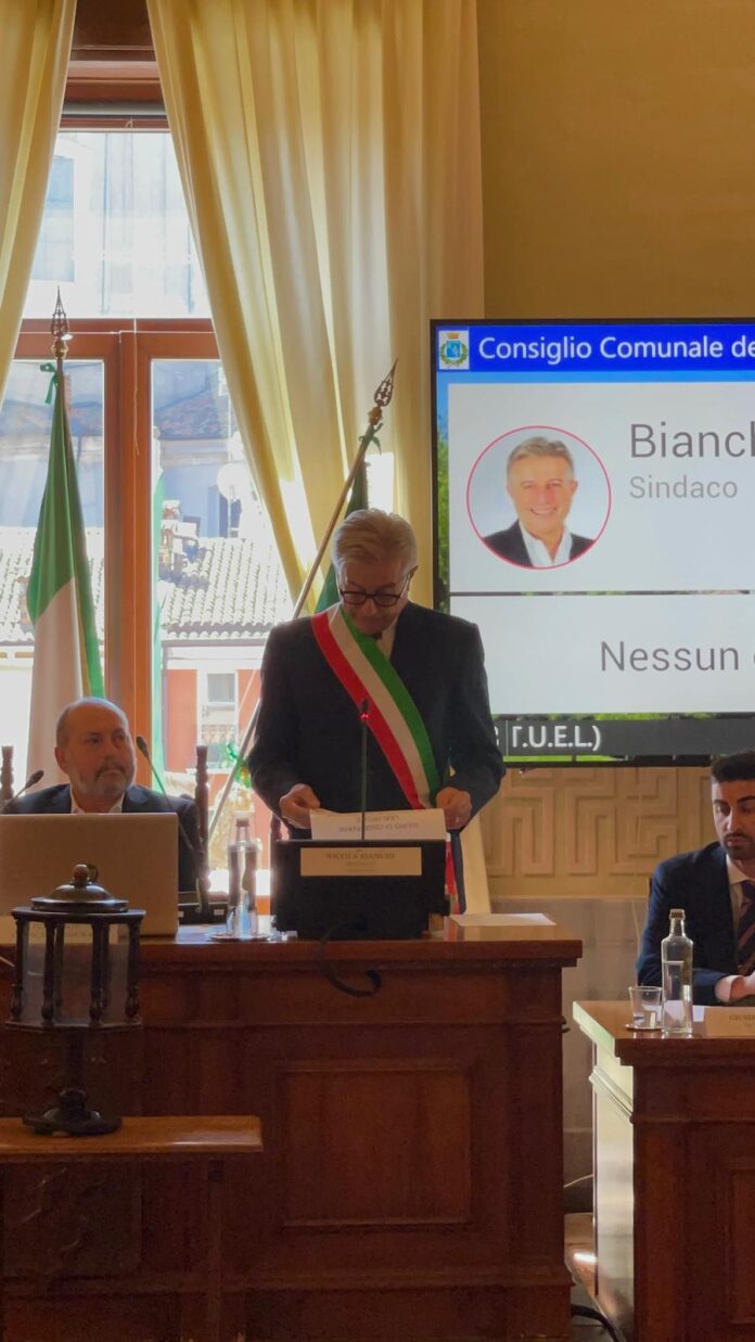 Il giuramento del sindaco Nicola Bianchi a Lonato del Garda
