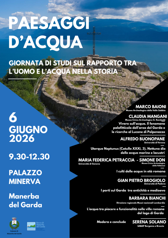 Veduta delle rovine del Castello di Manerba del Garda sul lago di Garda