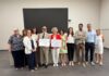 Desenzano del Garda, ASST Garda e Visit Desenzano lanciano il progetto Salute e Turismo 2026 Rappresentanti di ASST Garda e Visit Desenzano con certificati progetto Salute 2026