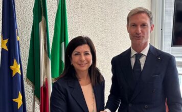 Claudia Carzeri presidente della Commissione speciale PNRR in Lombardia Claudia Carzeri dopo l'elezione alla presidenza della Commissione PNRR