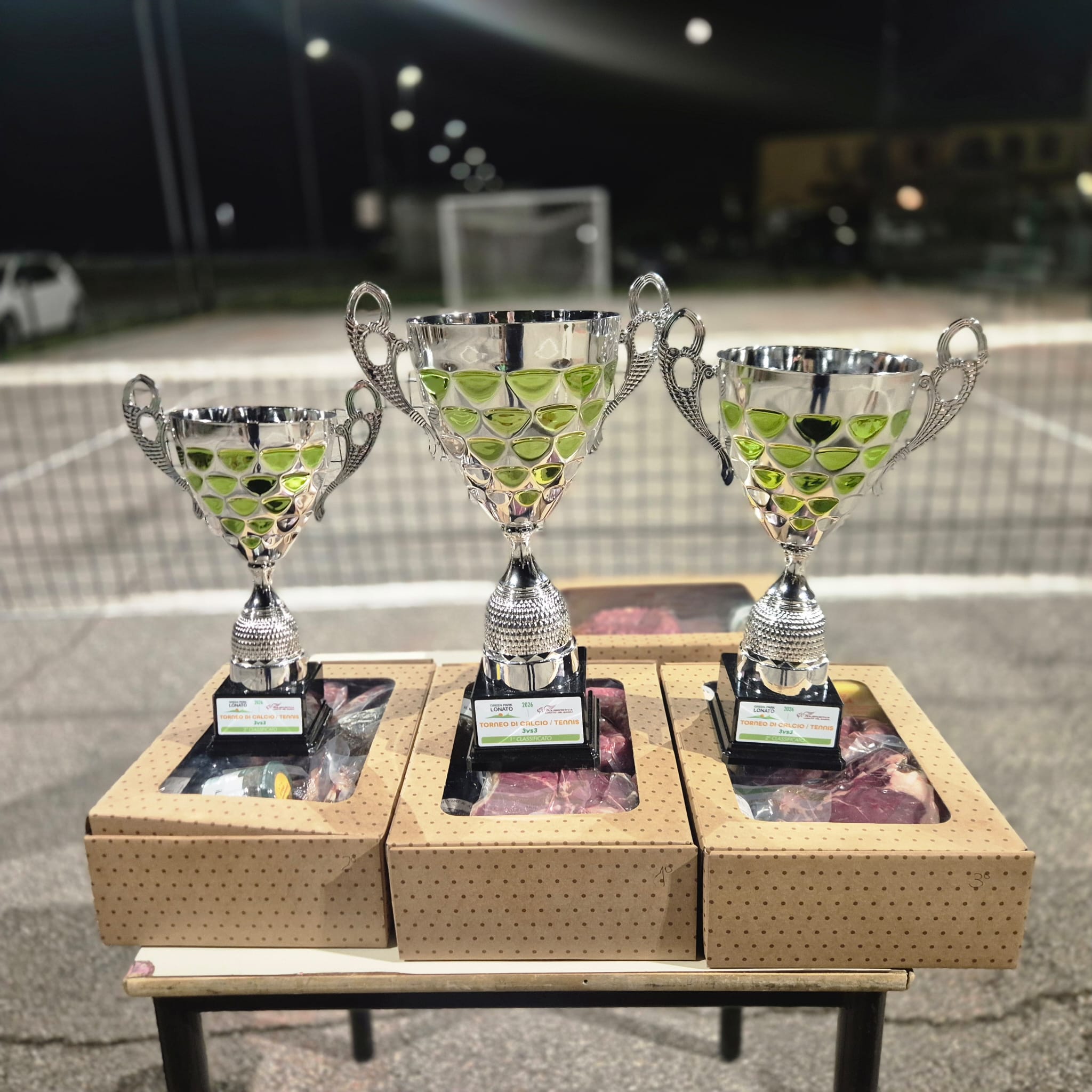 Coppe e premi della finale del torneo di calcio tennis Green Park
