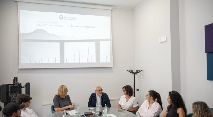 Conferenza stampa Riva del Garda Fierecongressi 30 luglio 2026 dimensioni grandi