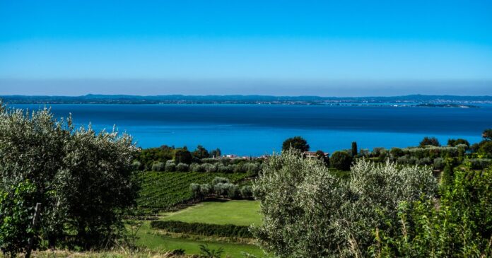 Monte Baldo, una delle destinazioni dei nuovi collegamenti turistici da Lazise