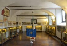 Sala espositiva del Museo del Nastro Azzurro al MuSa di Salò