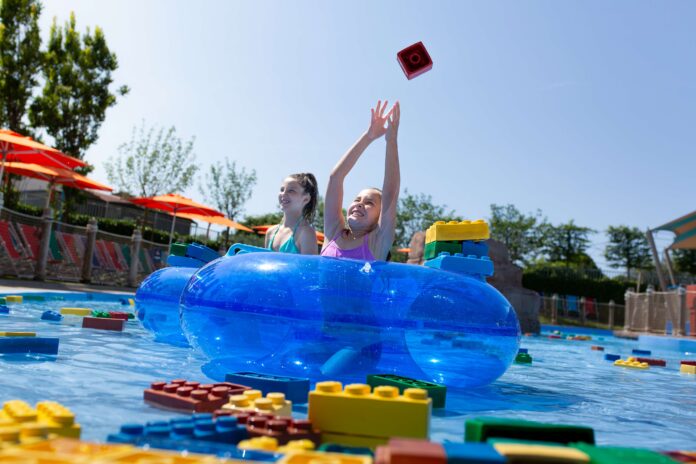 Immagine di One Piece arriva a LEGOLAND Water Park Gardaland con la statua LEGO di Laboon