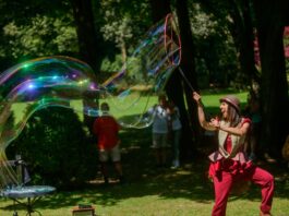 Spettacolo di bolle di sapone al Parco Giardino Sigurtà