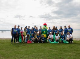 Immagine di Lazise, Gardaland raccoglie 20 kg di rifiuti nella 24h Global Clean-Up