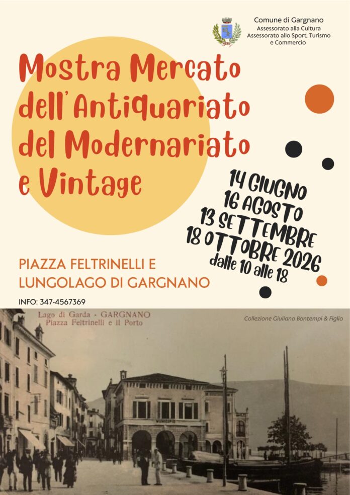 Locandina di Mostra Mercato dell'Antiquariato del Modernariato e Vintage con scene di piazza Feltrinelli e lungolago di Gargn