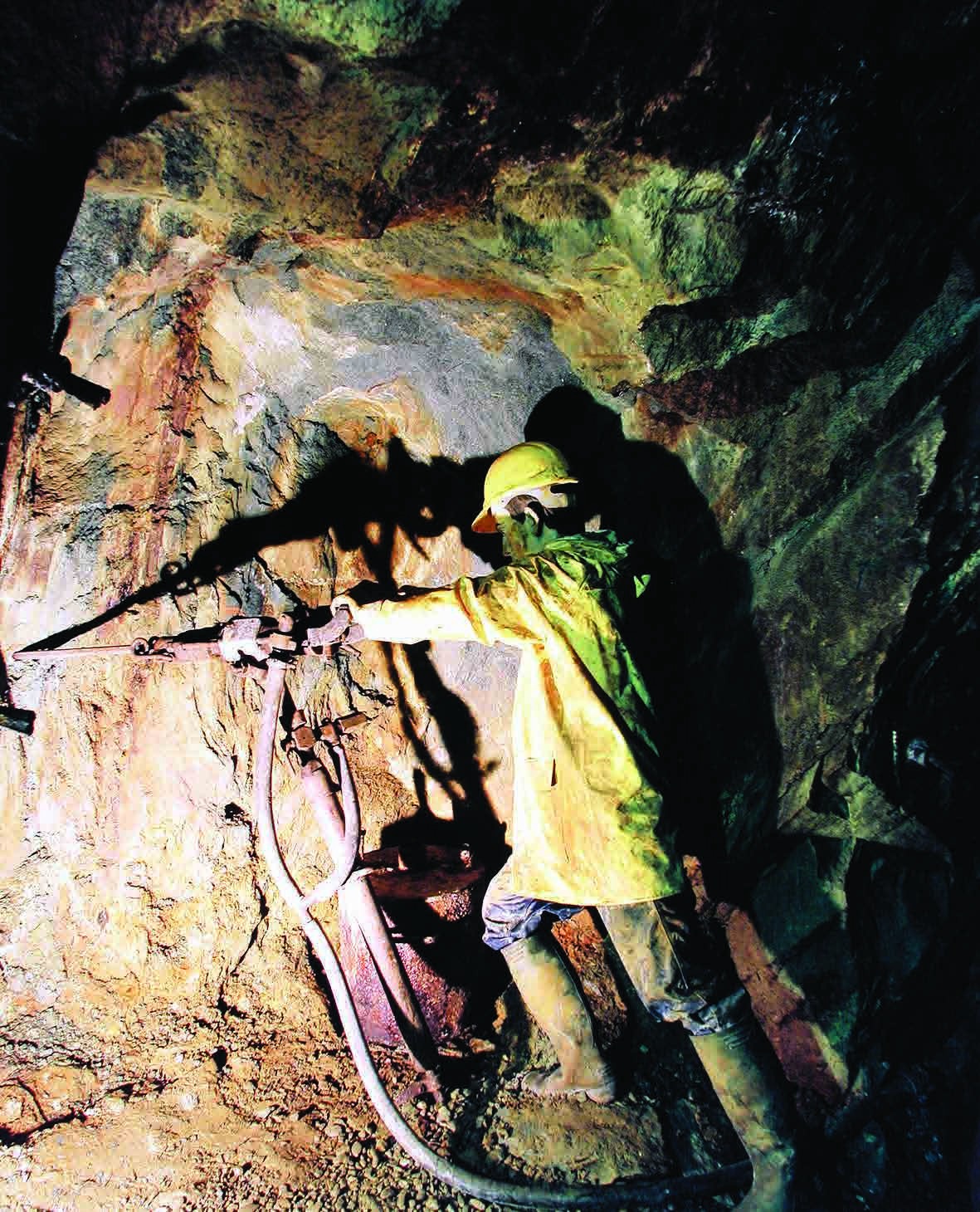 Passaggio in Valle Aurina: la miniera di Predoi e la speleoterapia 2 Una galleria della miniera di Predoi