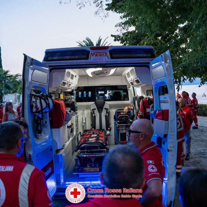 Immagine di Una nuova ambulanza per la Croce Rossa di Bardolino
